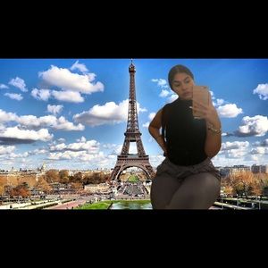 Meet your Posher, Krizia